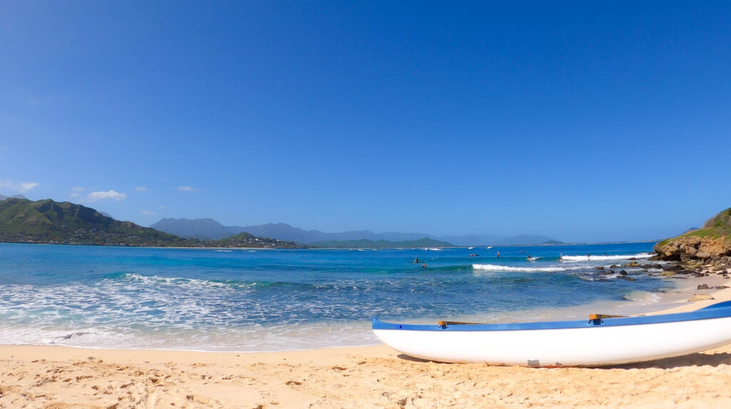 kayak to mokulua islands beach